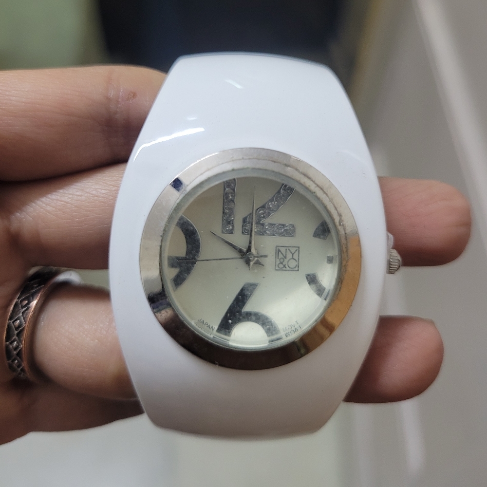 FIXED PRICE - New york & Co. Watch - Picture 8 of 13